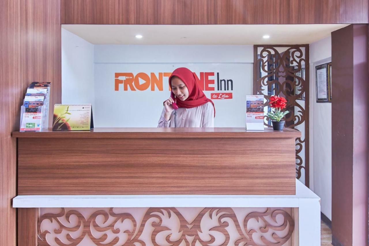 Front One Inn Malang Luaran gambar